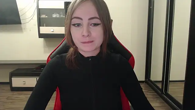 Snapshot of Laralianna chatting on January 10, 11:08 pm Laralianna online show from January 10, 11:08 pm