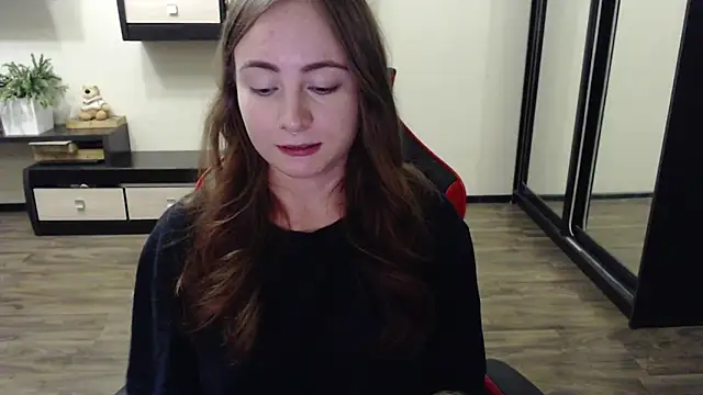 Snapshot of Laralianna chatting on September 20, 2:29 pm Laralianna online show from September 20, 2:29 pm