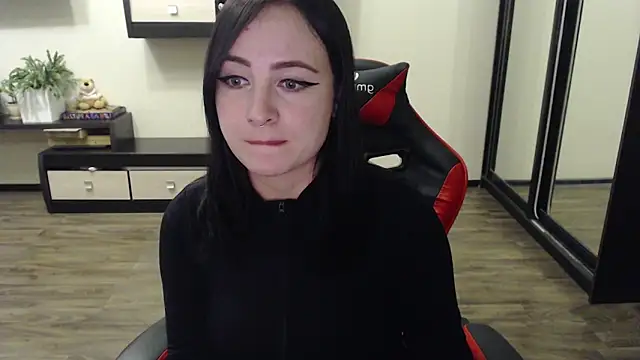 Snapshot of Laralianna chatting on September 24, 1:58 pm Laralianna online show from September 24, 1:58 pm