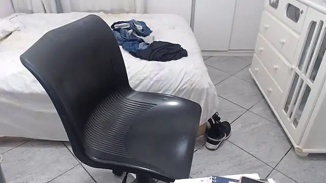 MysterBearMG online show from February 21, 11:10 pm