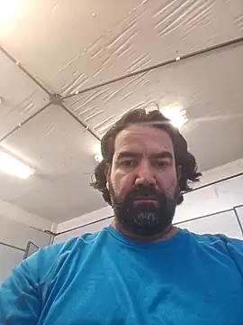 MysterBearMG online show from December 5, 3:30 pm