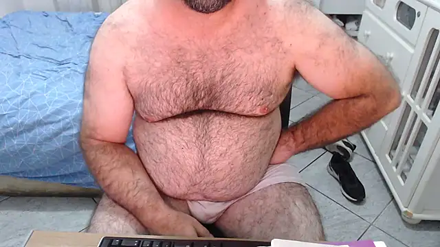 MysterBearMG online show from December 14, 10:58 pm