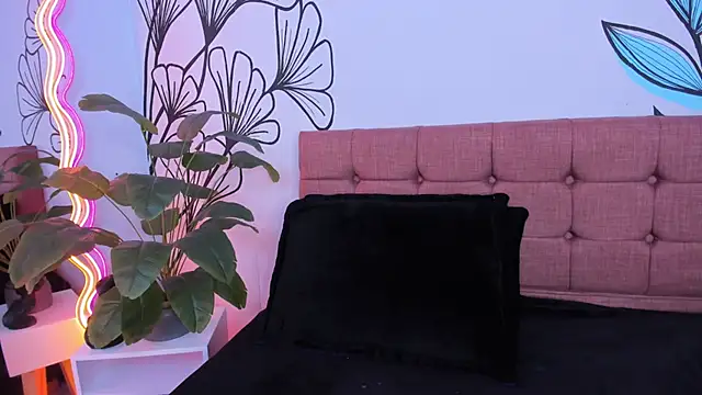 Sweet Ariadna  online show from March 1, 3:16 pm