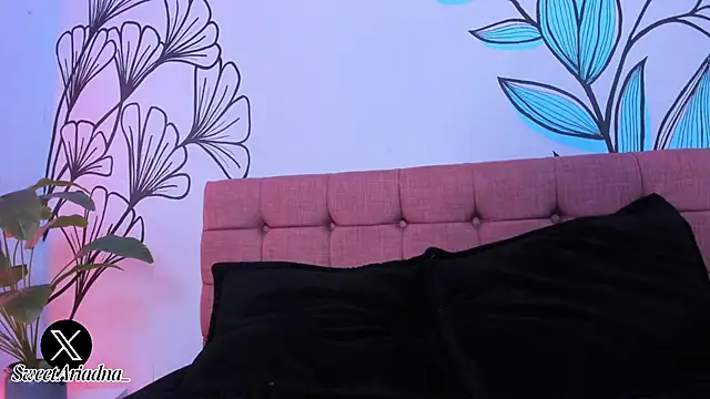 Sweet Ariadna  online show from March 22, 3:42 pm