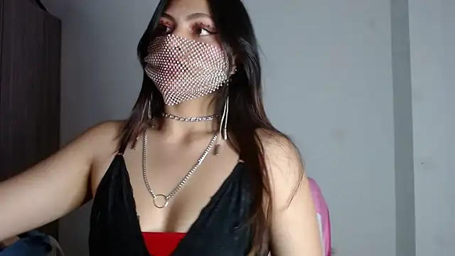 Snapshot of darika__ chatting on February 10, 11:02 pm darika   online show from February 10, 11:02 pm
