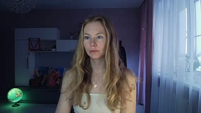 Snapshot of Cuddle_Cat chatting on November 30, 6:06 am Cuddle Cat online show from November 30, 6:06 am