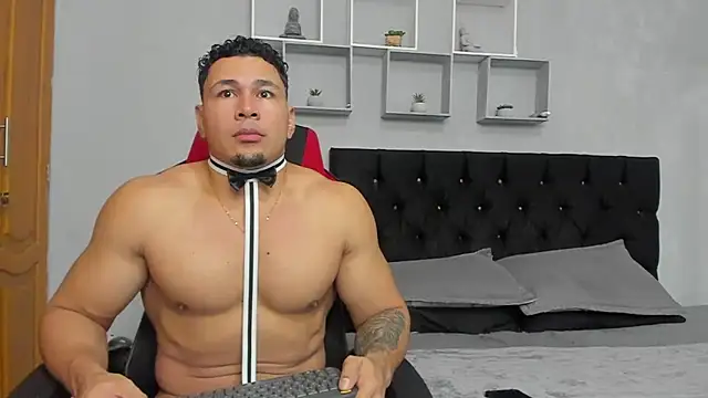 tyler hank01 online show from June 1, 11:17 pm