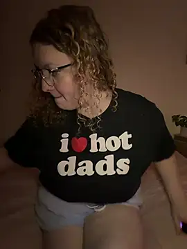 EmmieRae online show from January 14, 5:24 am