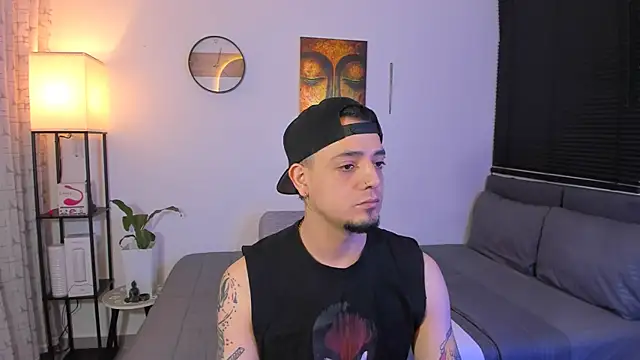 alejandro calderon1 online show from May 30, 3:58 am