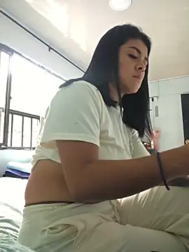 Snapshot of Hannah-grace chatting on October 14, 12:50 pm Hannah-grace online show from October 14, 12:50 pm