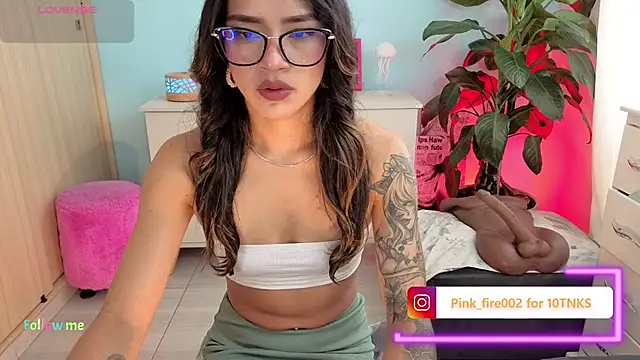 Snapshot of melisa_es chatting on November 19, 12:38 pm melisa es online show from November 19, 12:38 pm