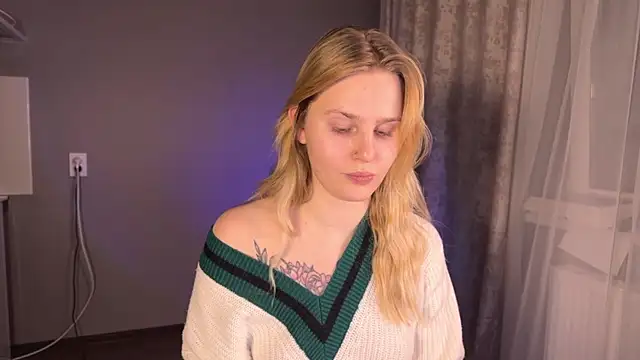 Chanel Gill online show from December 24, 6:17 pm