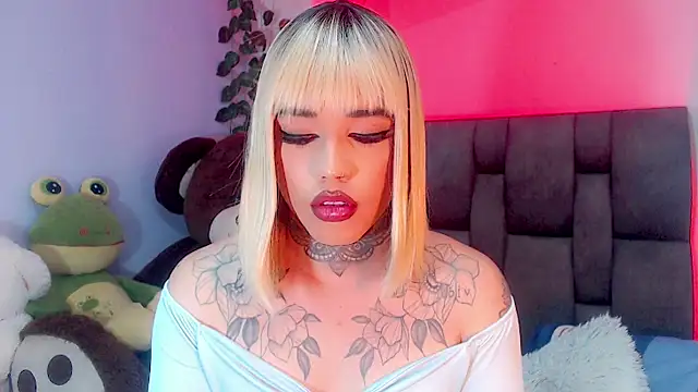 Snapshot of little_star_porn chatting on March 6, 10:47 pm little star porn online show from March 6, 10:47 pm