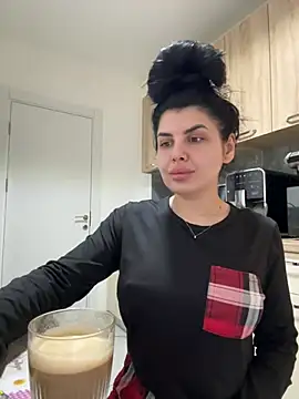 Snapshot of Scarlett-Dream chatting on March 1, 7:51 am Scarlett-Dream online show from March 1, 7:51 am