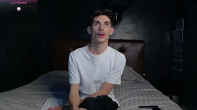 DanielCrush1 online show from November 25, 5:24 pm