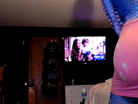 Snapshot of Donnyj20 chatting on October 29, 6:26 am Donnyj20 online show from October 29, 6:26 am