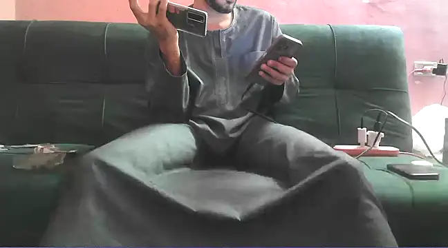 Snapshot of foxsanSs chatting on March 16, 4:20 am foxsanSs online show from March 16, 4:20 am