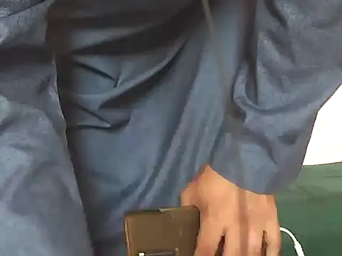 Snapshot of foxsanSs chatting on September 28, 9:25 am foxsanSs online show from September 28, 9:25 am