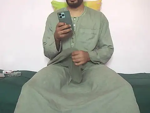 Snapshot of foxsanSs chatting on November 11, 11:10 am foxsanSs online show from November 11, 11:10 am