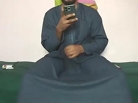 Snapshot of foxsanSs chatting on November 24, 12:05 pm foxsanSs online show from November 24, 12:05 pm