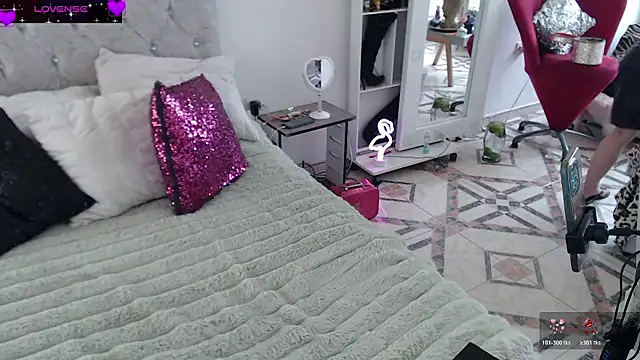 Myrnasexxx online show from February 25, 5:11 pm