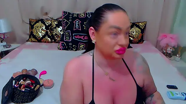 BustyVicky online show from February 12, 10:04 pm