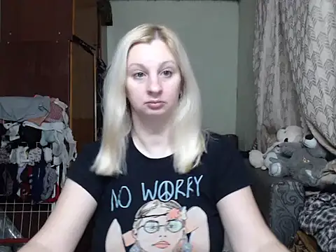 BustyBlond online show from February 7, 4:03 pm