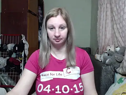 Snapshot of BustyBlond chatting on March 20, 4:09 pm BustyBlond online show from March 20, 4:09 pm