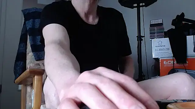 Cordt27 online show from February 28, 1:01 pm