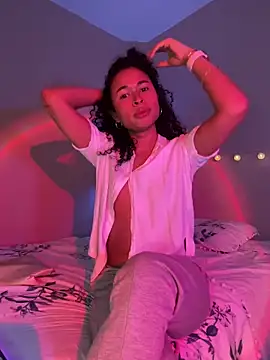 Snapshot of GabriSaenz chatting on January 24, 11:12 pm GabriSaenz online show from January 24, 11:12 pm