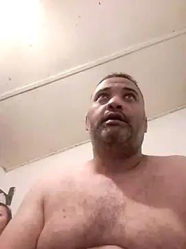 Snapshot of LoveDoves chatting on November 16, 7:30 pm LoveDoves online show from November 16, 7:30 pm