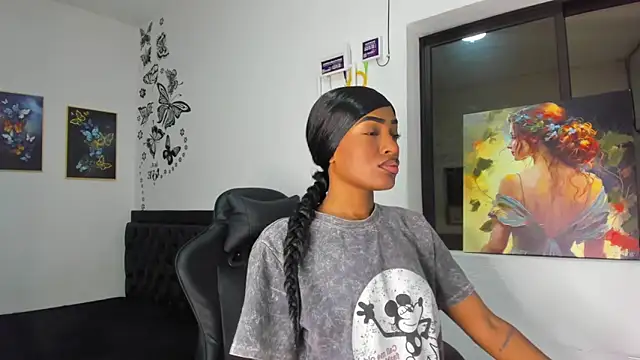 Emattaylor online show from December 3, 11:01 am