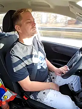 Trucker Hunter online show from January 19, 12:06 pm