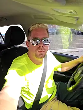 Trucker Hunter online show from March 5, 11:38 am