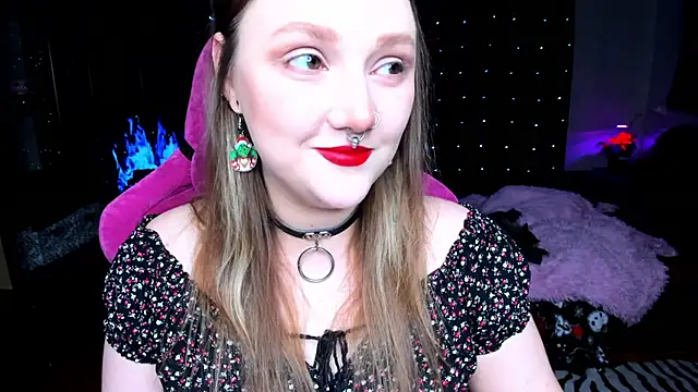 Snapshot of YourDyingBride chatting on December 24, 7:00 pm YourDyingBride online show from December 24, 7:00 pm