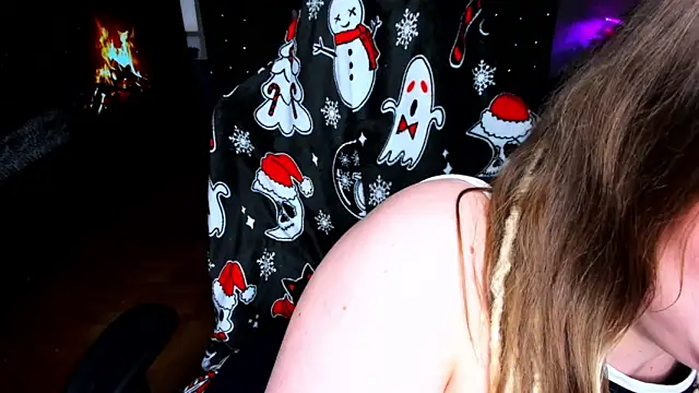 Snapshot of YourDyingBride chatting on January 17, 10:44 am YourDyingBride online show from January 17, 10:44 am