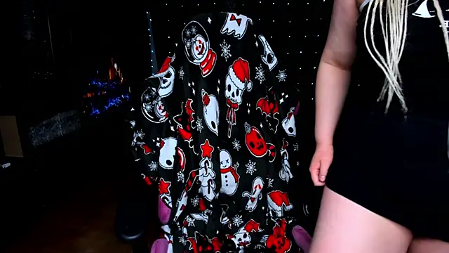 Snapshot of YourDyingBride chatting on January 27, 6:41 am YourDyingBride online show from January 27, 6:41 am