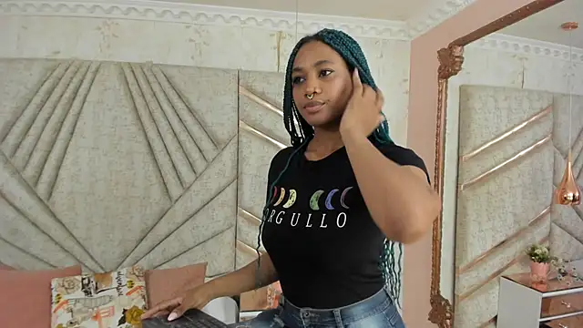 Snapshot of AgataRinaldi chatting on February 3, 8:24 pm AgataRinaldi online show from February 3, 8:24 pm