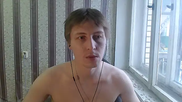 Snapshot of darienlarge chatting on February 14, 7:49 am darienlarge online show from February 14, 7:49 am
