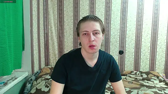 darienlarge online show from October 22, 3:45 pm