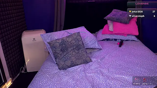 bull vixen2001 online show from February 21, 10:55 pm