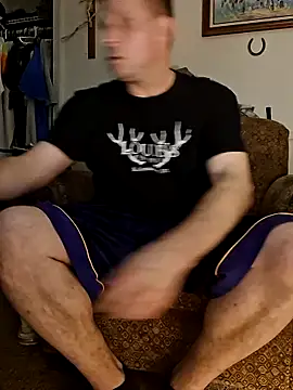 curiouscock38 online show from December 19, 10:50 pm