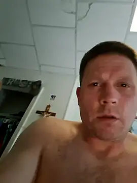 curiouscock38 online show from April 5, 12:35 pm