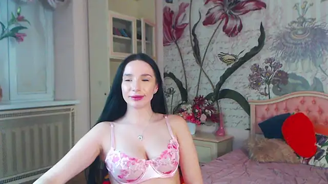 Snapshot of AliciaBow chatting on February 22, 2:08 pm AliciaBow online show from February 22, 2:08 pm