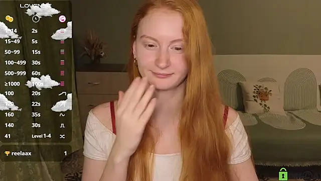 Snapshot of astoria_ross_ chatting on October 17, 3:03 pm astoria ross online show from October 17, 3:03 pm