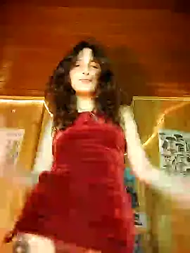 Snapshot of _Laary chatting on December 23, 11:49 pm Laary online show from December 23, 11:49 pm