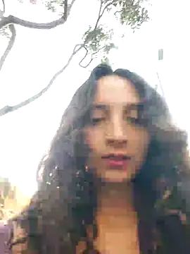 Snapshot of _Laary chatting on February 8, 9:46 pm Laary online show from February 8, 9:46 pm