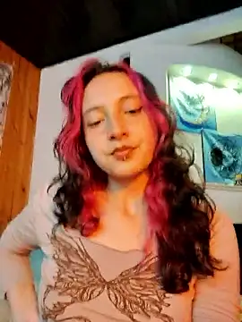 Snapshot of _Laary chatting on September 23, 8:45 pm Laary online show from September 23, 8:45 pm