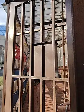  Laary online show from March 11, 9:43 pm