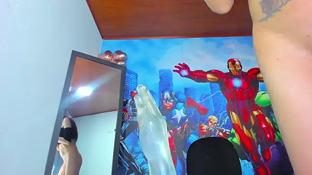 Snapshot of Anne_Robert chatting on January 4, 12:16 am Anne Robert online show from January 4, 12:16 am